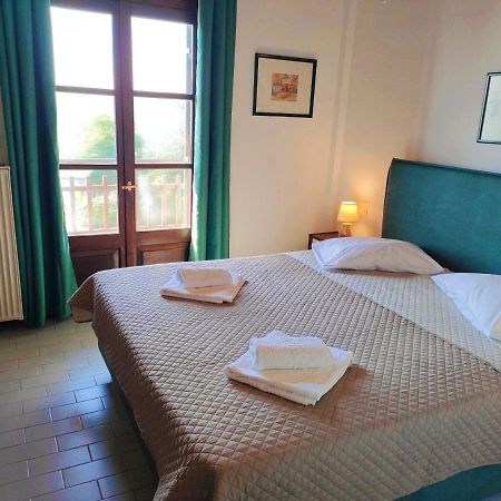 Hotel Vrionis Áyios Dhimítrios Buitenkant foto