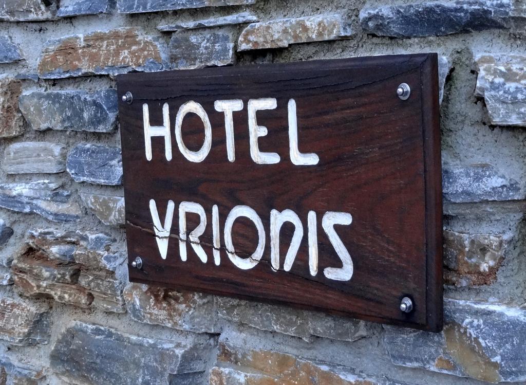Hotel Vrionis Áyios Dhimítrios Buitenkant foto