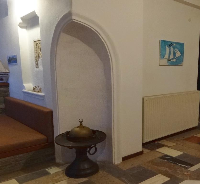 Hotel Vrionis Áyios Dhimítrios Buitenkant foto