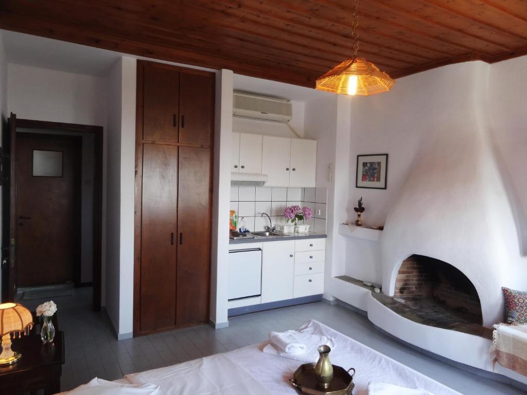 Hotel Vrionis Áyios Dhimítrios Kamer foto