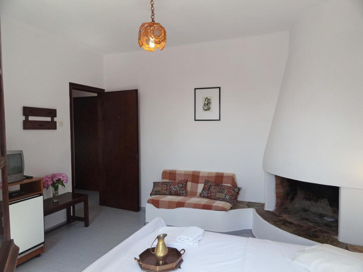 Hotel Vrionis Áyios Dhimítrios Buitenkant foto