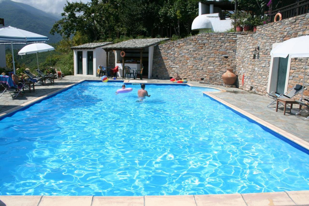 Hotel Vrionis Áyios Dhimítrios Buitenkant foto